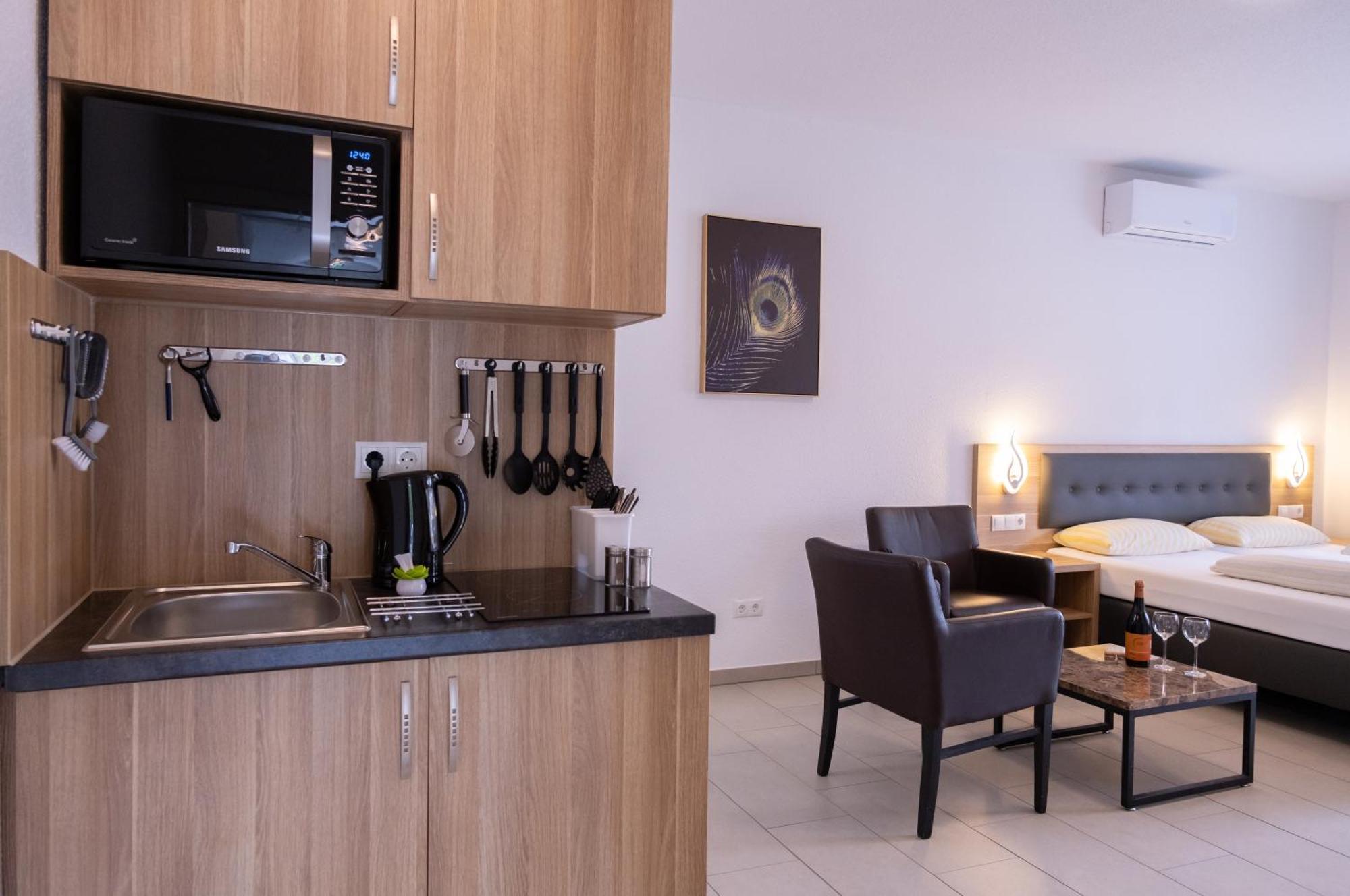 Gap Hotel Langwedel  Bilik gambar