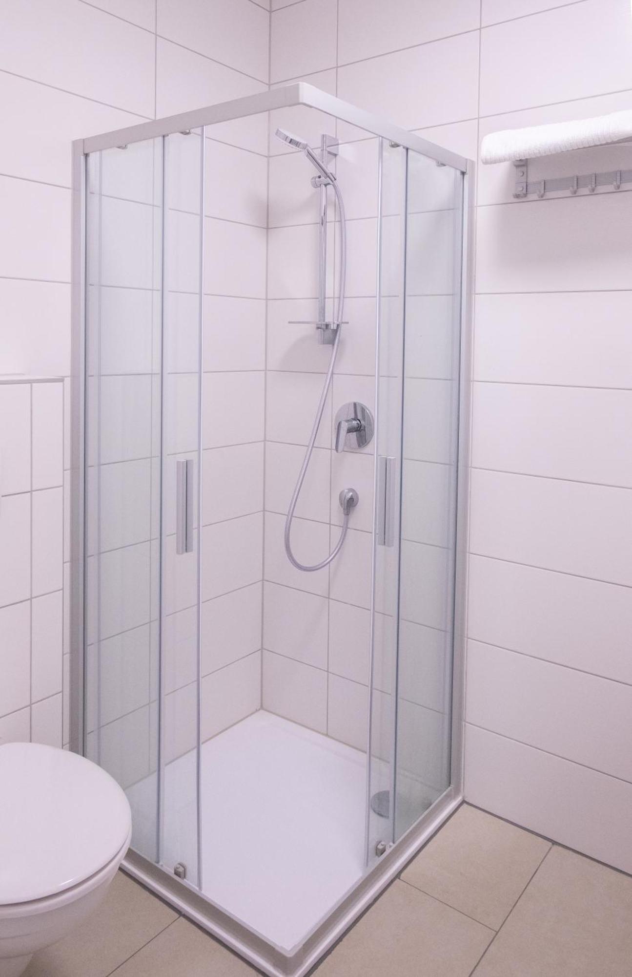 Gap Hotel Langwedel  Bilik gambar
